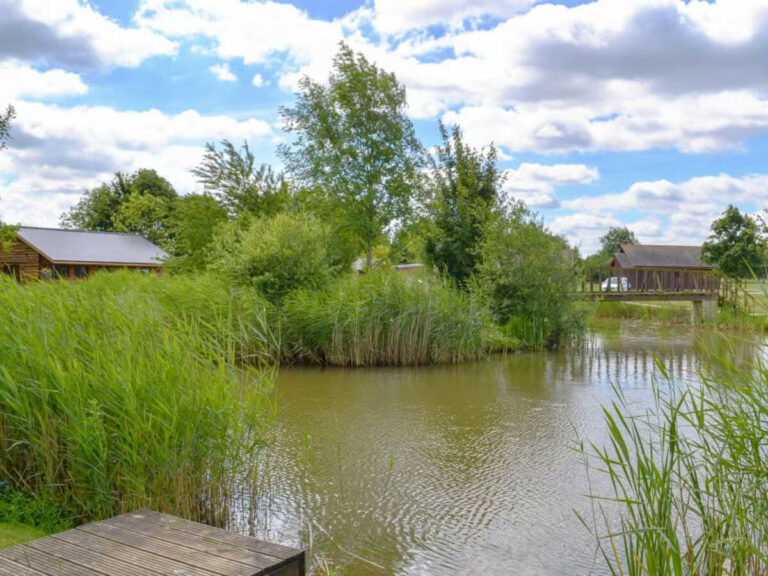 campbell lodge - listing image - 11