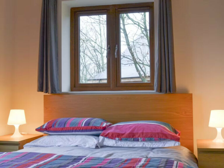 campbell lodge - listing image - 6